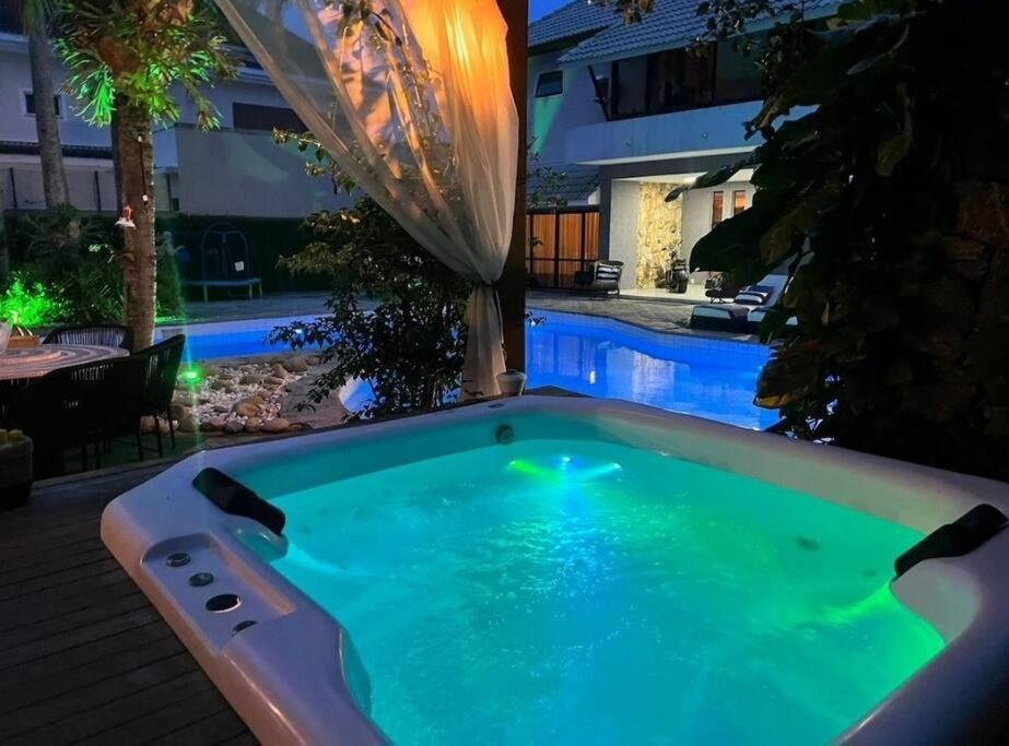 Mansion! 7 Quartos, Hidro, Pool, Gym Jacuzzi, Holiday home