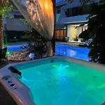 Top Mansion! 7 Quartos, Hidro, Pool, Gym Jacuzzi,